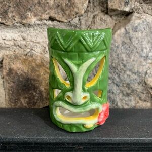 Yankee Candle Tiki Bar Tea Light Votive Candle Holder Green Brand New